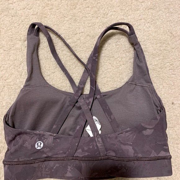 Lululemon Energy Bra (BNWOT - Size 4) - Picture 2 of 2